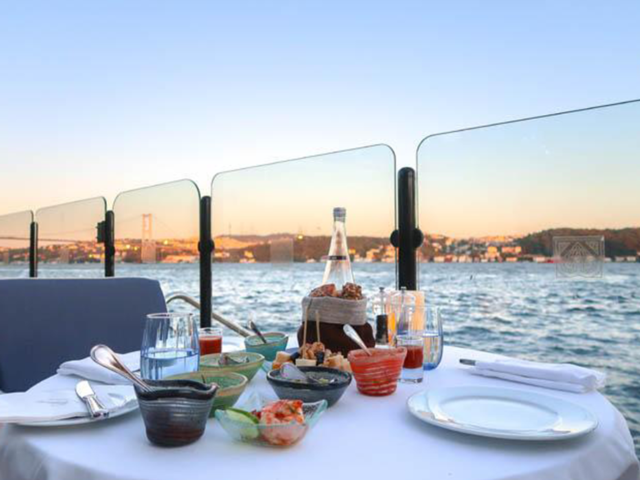 Dine & Wine in Turkey